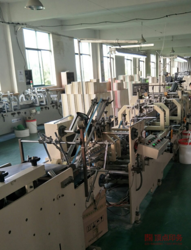 �C(j��)���D